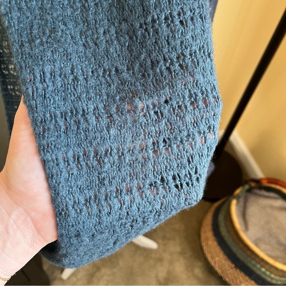 Ombré Pistil Veronica Infinity Scarf - Picture 3 of 4